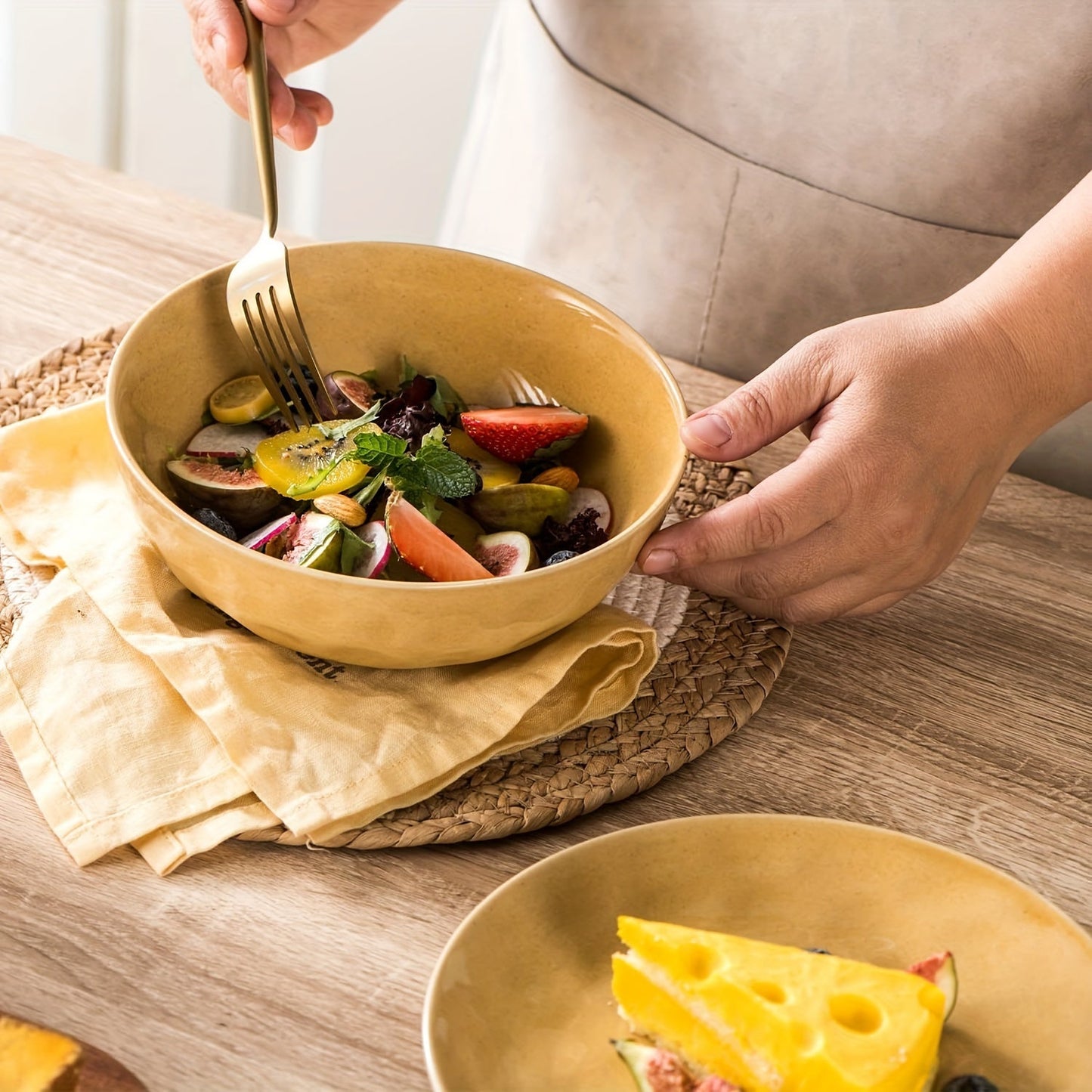 Ceramic Salad Bowls Set For Kitchen, Serving - 32 Ounce Soup Bowls, Pasta Bowls, Chip Resistant, Dishwasher Microwave Safe, Large, Fluted, Stoneware, Set Of 6 (yellow)